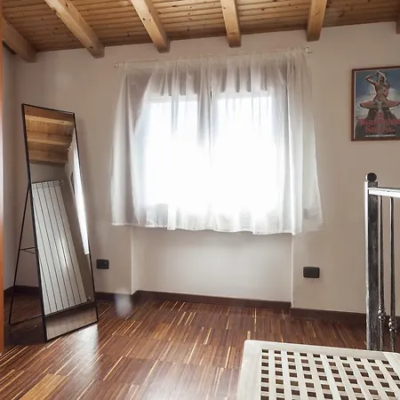 Italianway-corso Lodi 31 *