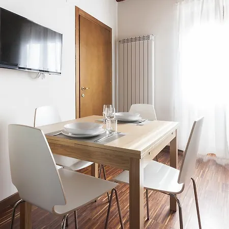 Italianway-corso Lodi 31 *